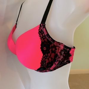 H&M Magenta With Black Lace Underwire Molded Cups Bra 34D